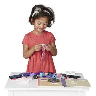 Melissa en Doug, Modeontwerper, houten stofpers
