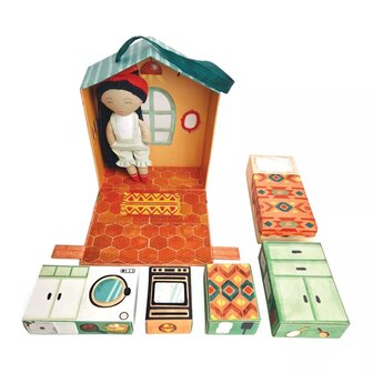 Poppenhuis My love home met Maya